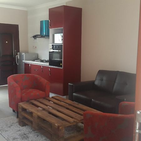 Mafking Apartments ماون المظهر الخارجي الصورة